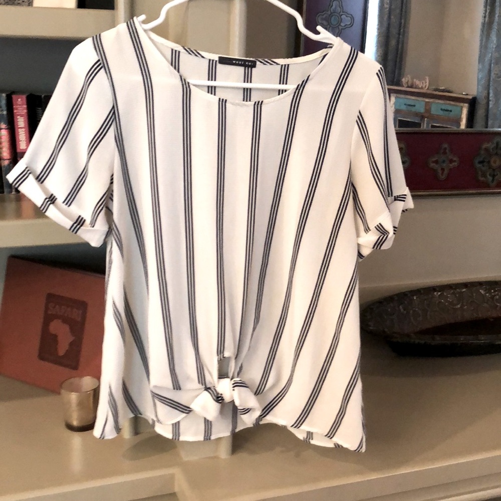 Front tie blue striped top